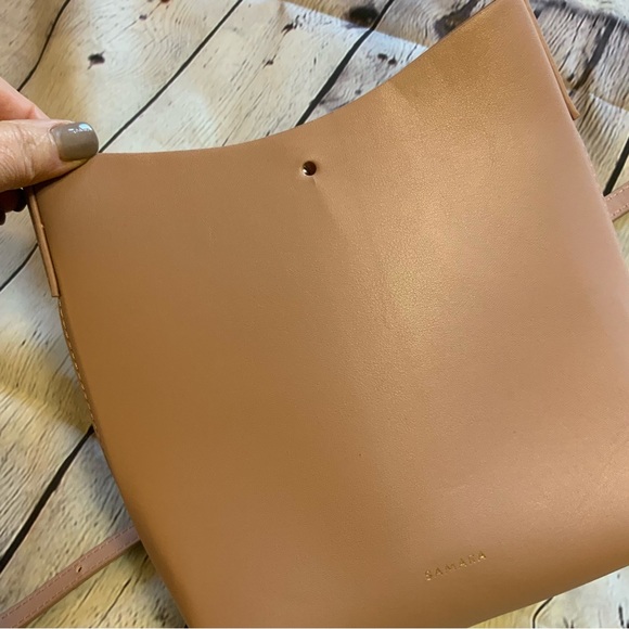 🎉HOST PICK🎉 SAMARA VEGAN MEDIUM SHOULDER PINK PURSE - Picture 4 of 4